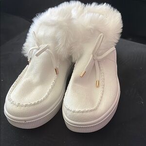 White Faux Fur Lined Moccasin Boots